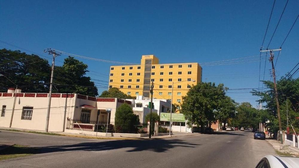 Misol-Ha Hotel Mérida Esterno foto